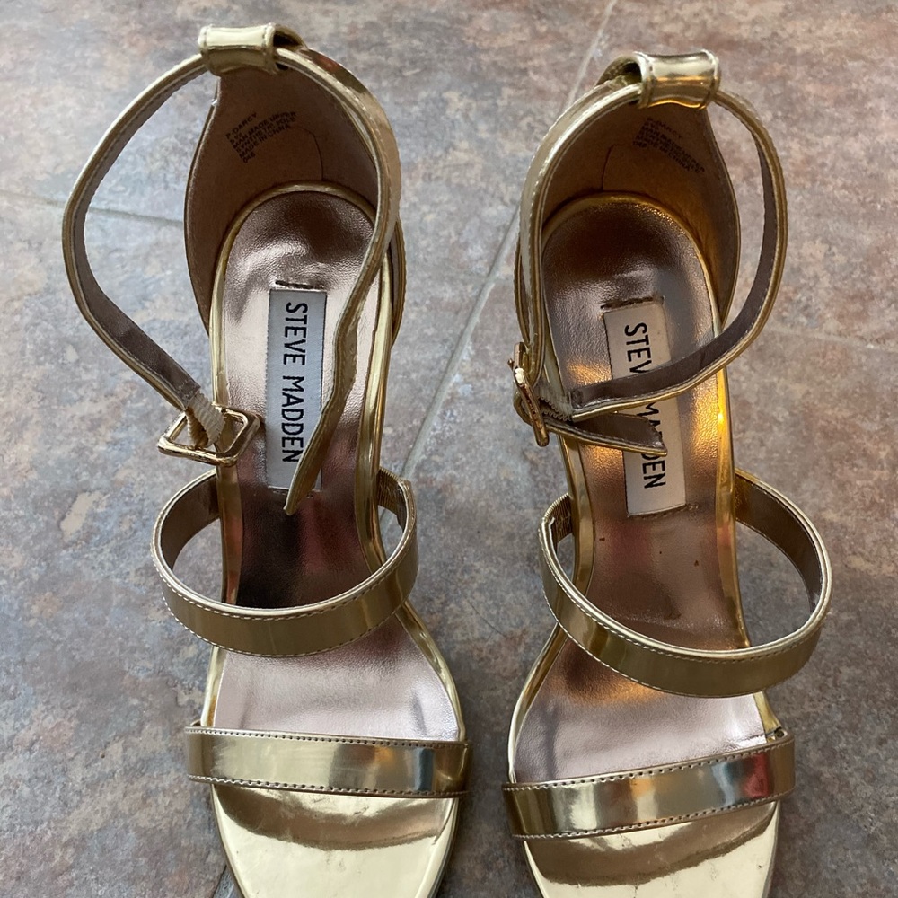 Sandal